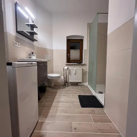 Neu! Vogtland アパート *